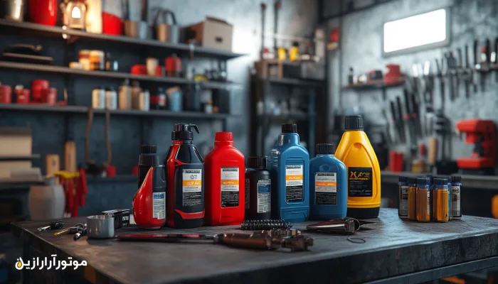 نمایی از انواع روغنهای چندکاره و تخصصی چیدهشده روی میز کار در تعمیرگاه صنعتی؛ انتخابهای متنوع بر اساس نوع مصرف، عملکرد و شرایط کاری تجهیزات