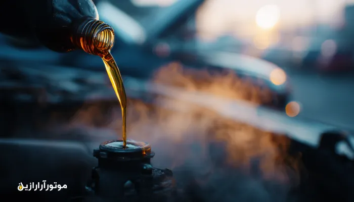 ریختن روغن موتور در صبح سرد برای تاکسی‌های کرمانشاه