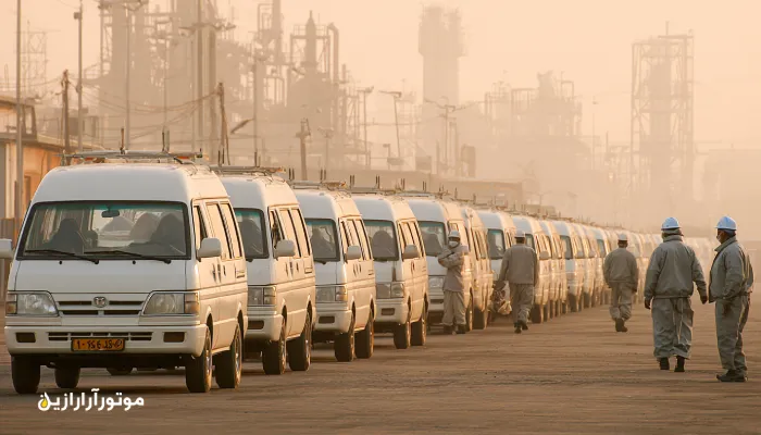 ناوگان سرویس‌های رفت‌وبرگشت پتروشیمی جم هنگام آغاز شیفت صبح با تمرکز بر نگهداری روغن موتور. روغن موتور جم